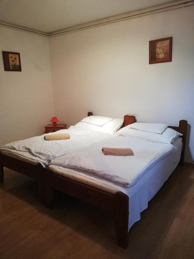 Kemences Vendeghaz Hotel Mikohaza Buitenkant foto
