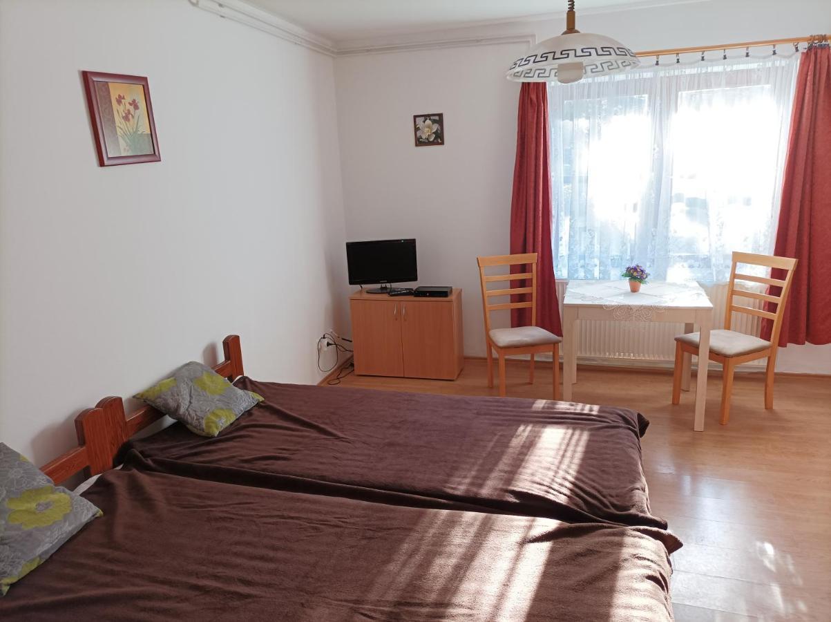 Kemences Vendeghaz Hotel Mikohaza Buitenkant foto