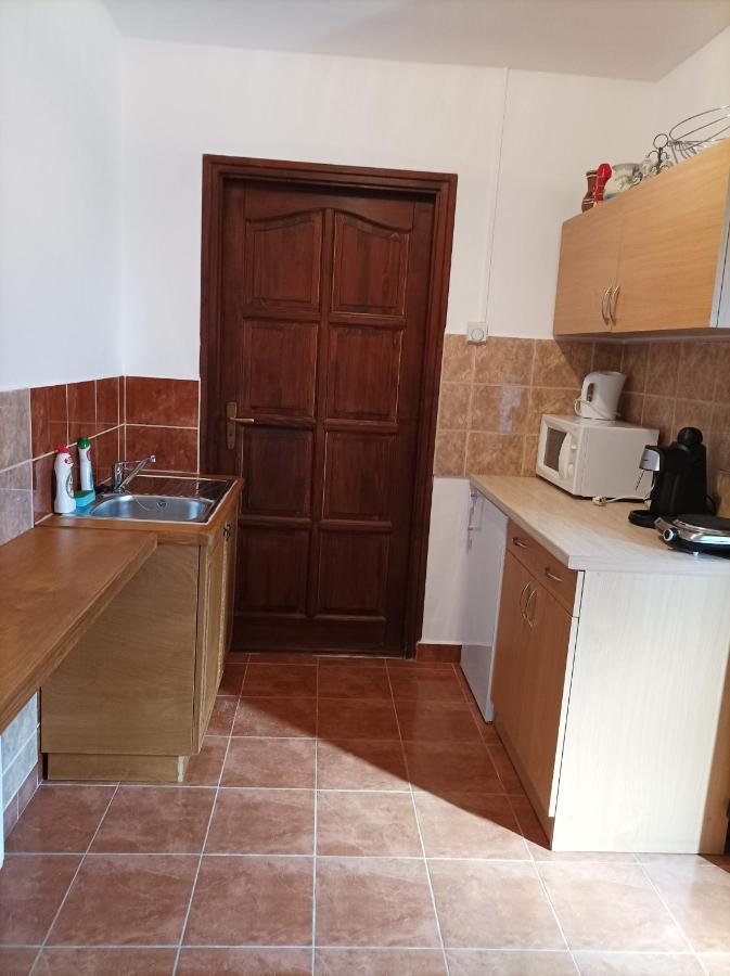 Kemences Vendeghaz Hotel Mikohaza Buitenkant foto