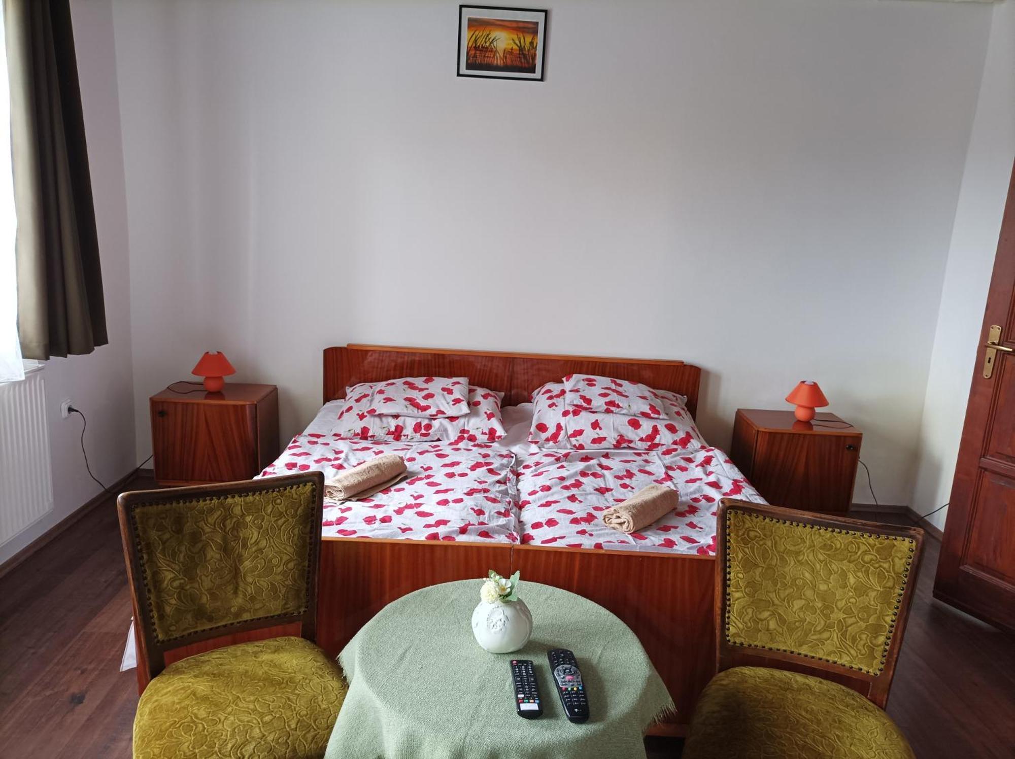 Kemences Vendeghaz Hotel Mikohaza Buitenkant foto