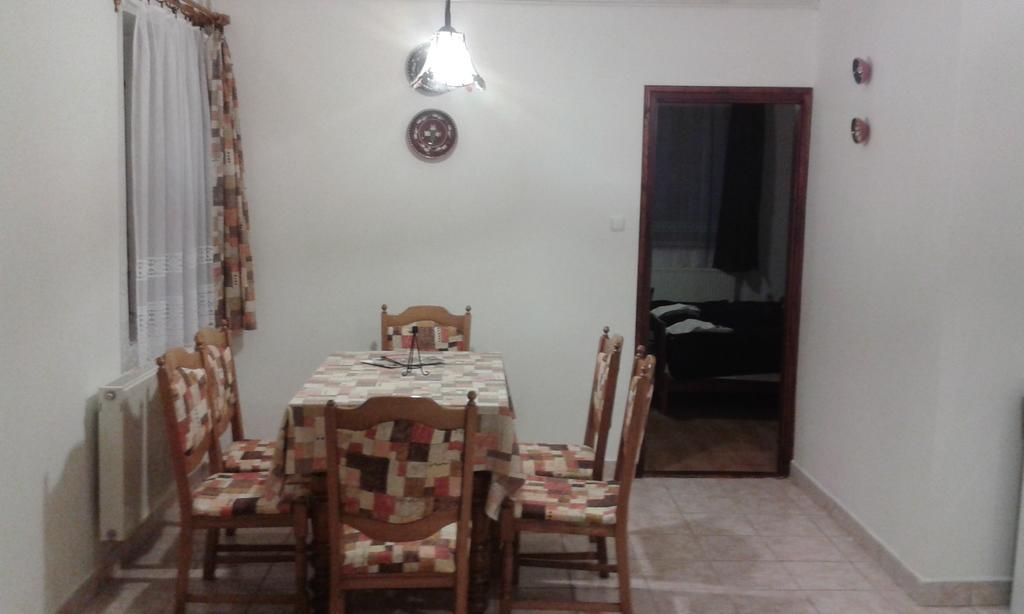 Kemences Vendeghaz Hotel Mikohaza Buitenkant foto