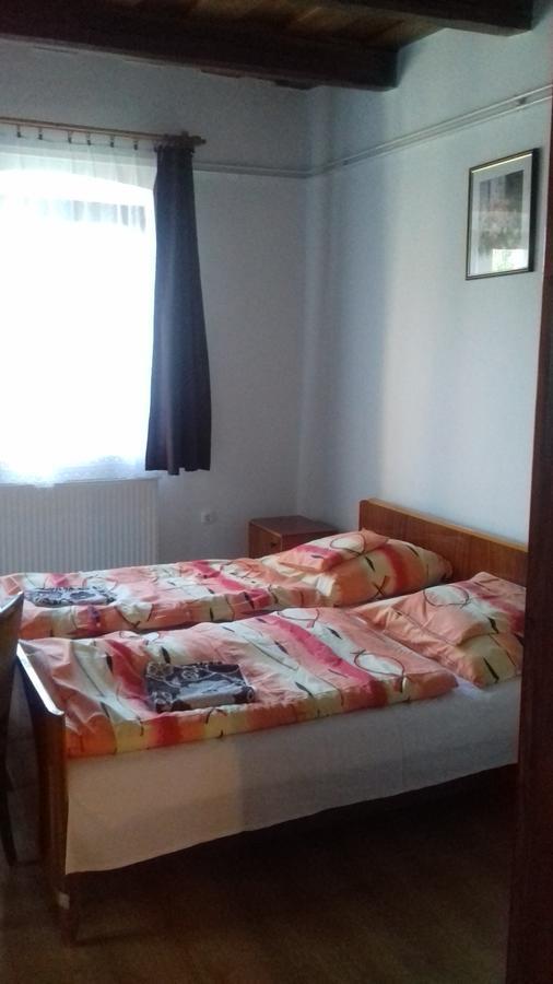 Kemences Vendeghaz Hotel Mikohaza Buitenkant foto
