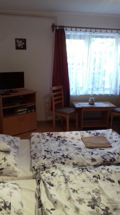 Kemences Vendeghaz Hotel Mikohaza Buitenkant foto