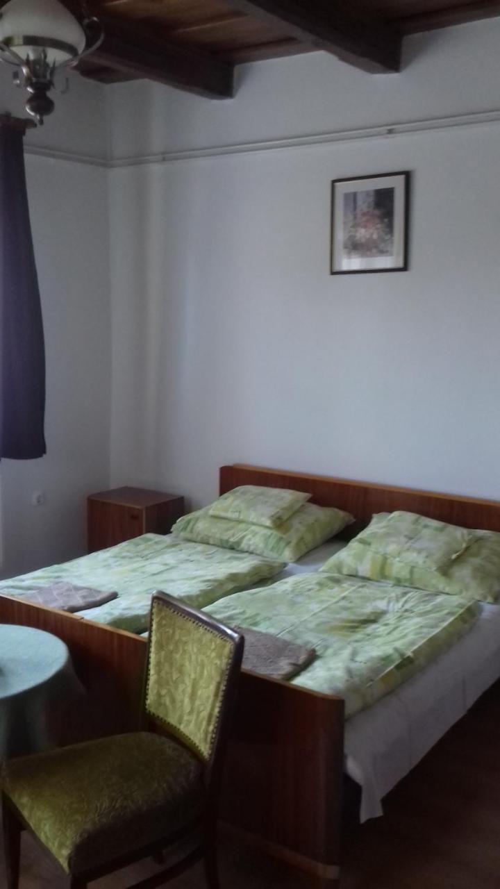 Kemences Vendeghaz Hotel Mikohaza Buitenkant foto