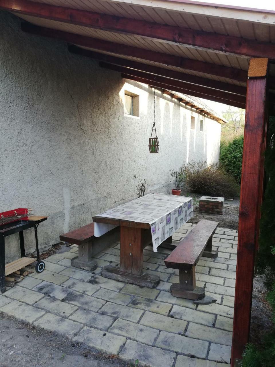 Kemences Vendeghaz Hotel Mikohaza Buitenkant foto
